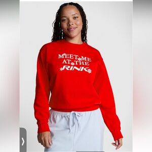 PINK Victoria’s Secret Ivy Fleece Classic Crew Sweatshirt